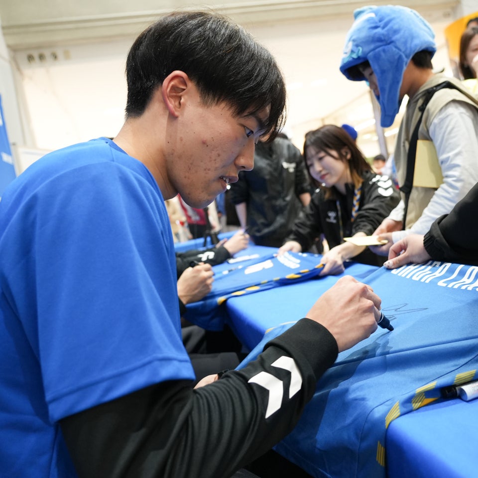 【スプリングフェスティバル】西田陽成選手サイン会