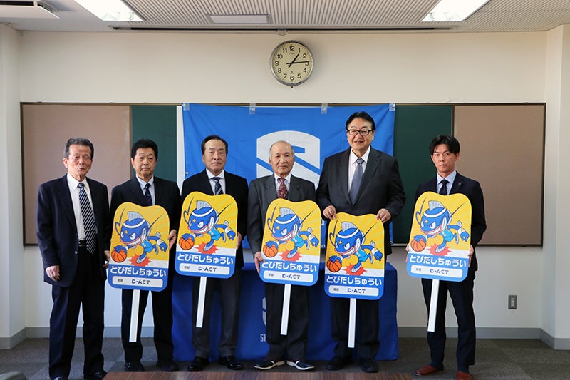 【SDGs】ストップサイン設置プロジェクト 湖南市水戸学区・甲賀市希望ヶ丘学区に40体寄贈